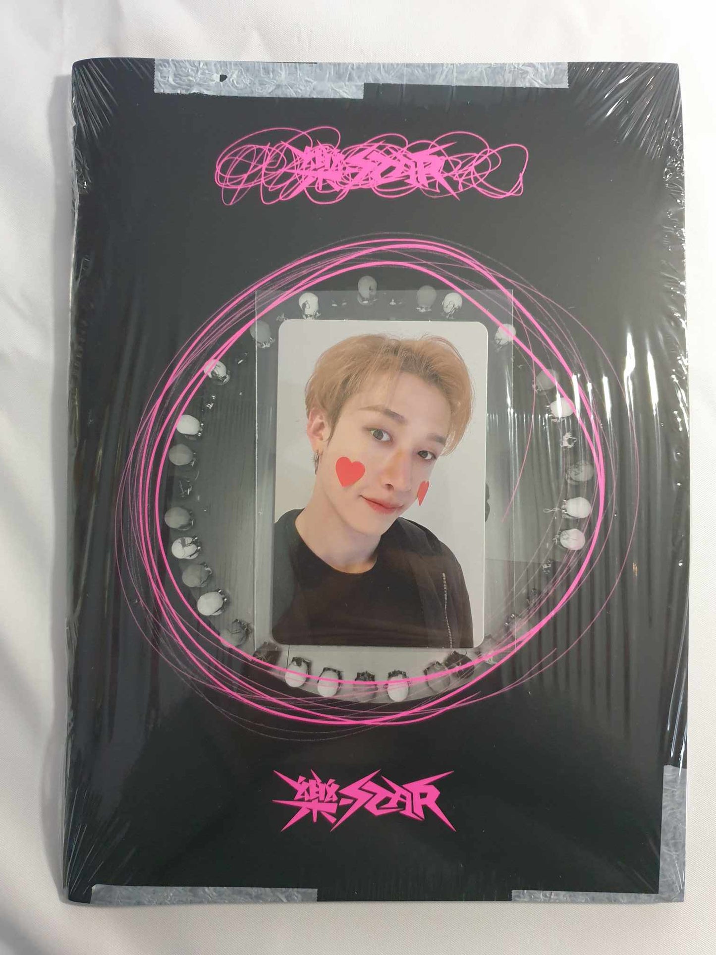 STRAY KIDS - 2ND GIVEAWAY EVENT POP-UP STORE " ROCKSTAR"