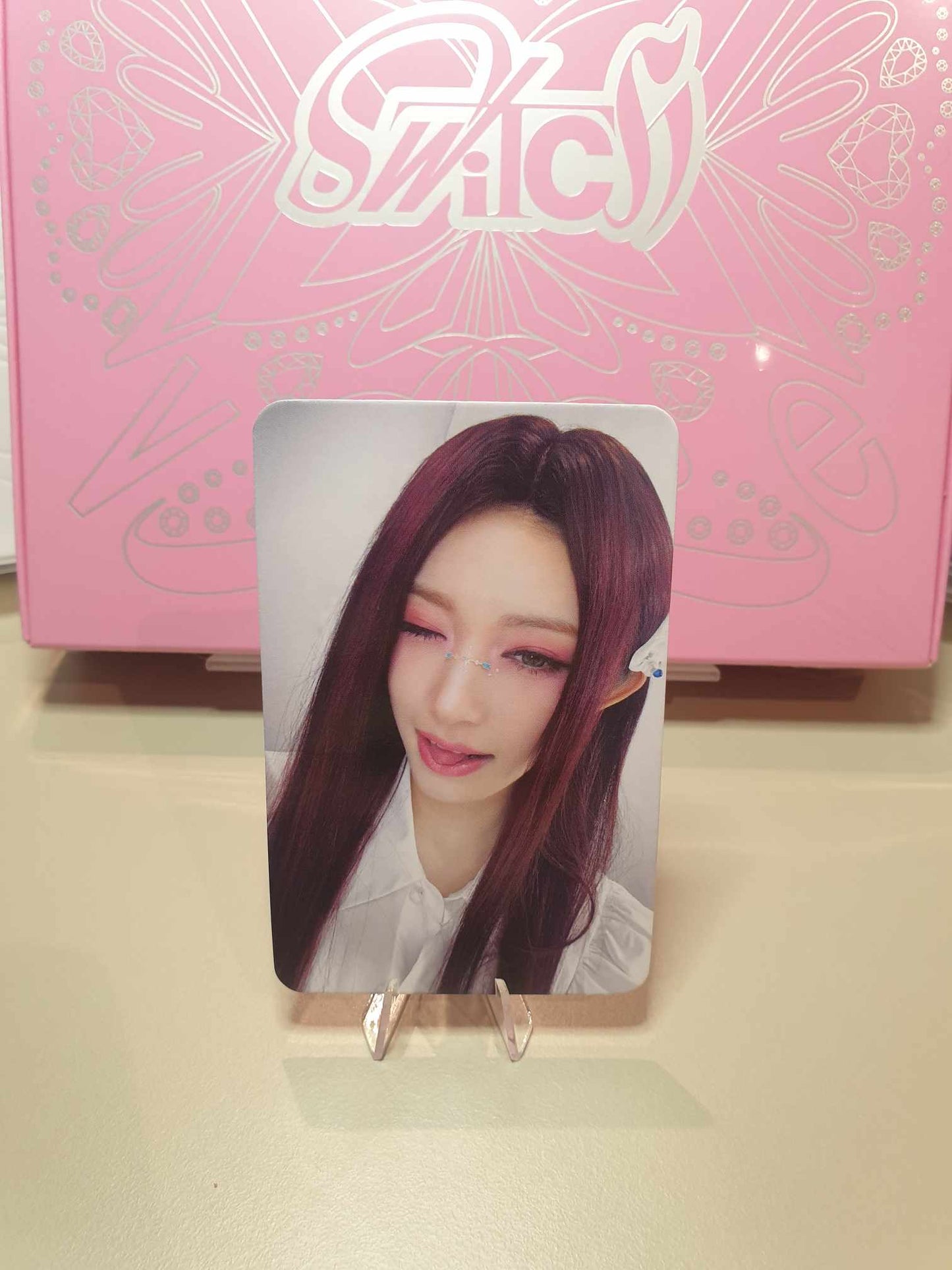 IVE - SWITCH APPLE MUSIC POB