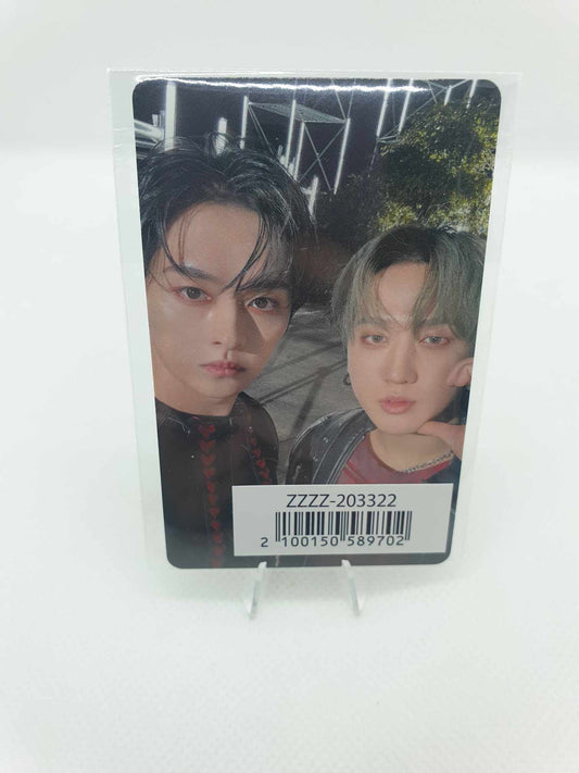 STRAY KIDS - GIANT UNIT FC PHOTOCARD