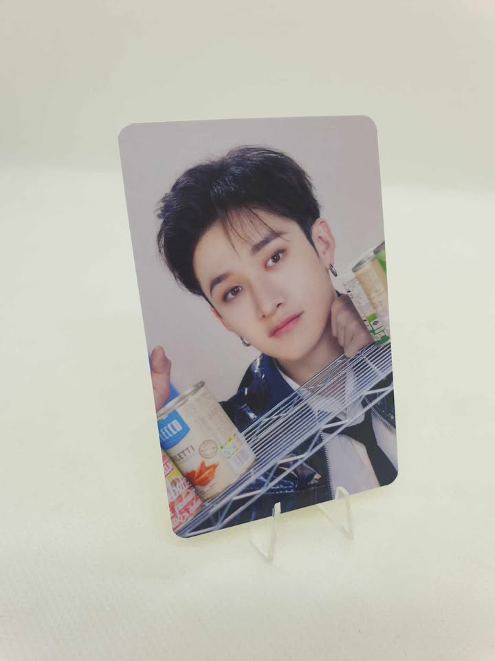 STRAY KIDS BANGCHAN - MINI WORLD SEASON'S GREETINGS 2023 PHOTOCARD