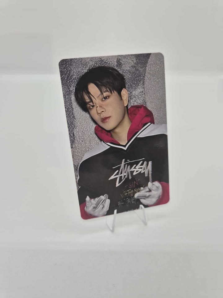 STRAY KIDS - KARMA HMV LUCKY DRAW B POB (JAPAN)