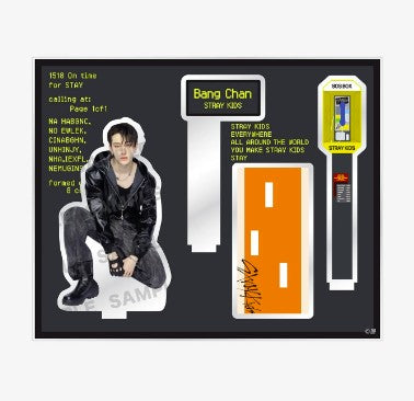 STRAY KIDS - MUSEUM 2025 SEASON'S GREETINGS 2025 JAPAN - OFFICIAL MD (MEMBER VER.))