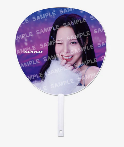 NiziU POPUP STORE ー NiziUniverse - JAPAN OFFICIAL MD MEMBER