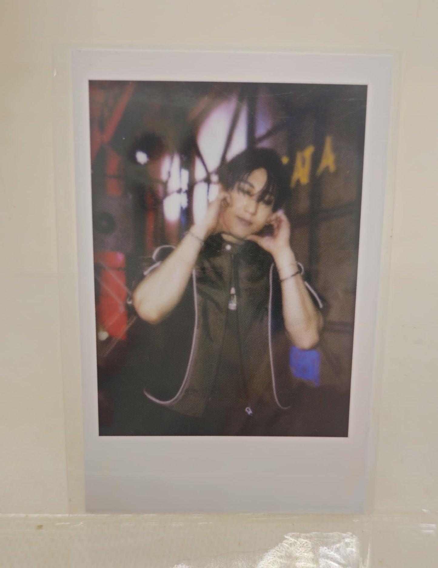 Changbin Stray kids - ATE SOUNDWAVE LUCKY DRAW EVENT Polaroid