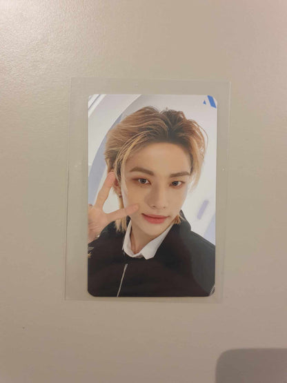 STRAY KIDS HYUNJIN FANMEETING PILOT PHOTOCARD POB