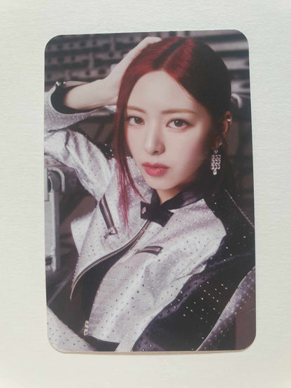 ITZY - BORN TO BE PHOTOCARDS