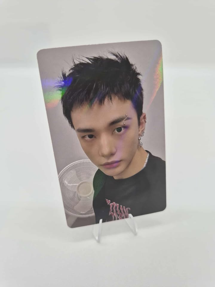 STRAY KIDS - KARMA HMV POB (HOLO/NO HOLO)