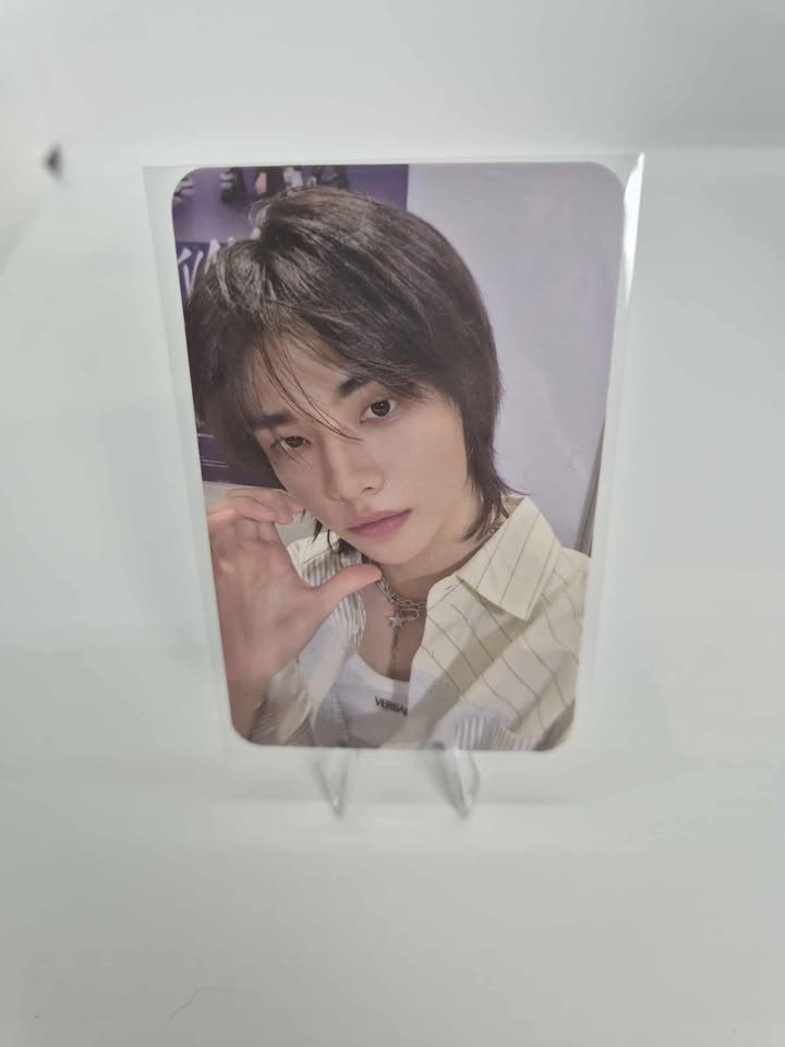 STRAY KIDS -  PHOTOCARDS  BENEFIT RENEWAL FANCLUB JAPAN