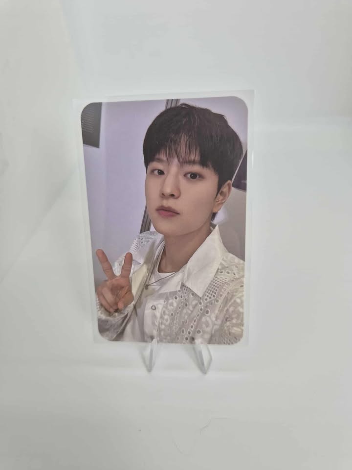 STRAY KIDS -  PHOTOCARDS  BENEFIT RENEWAL FANCLUB JAPAN