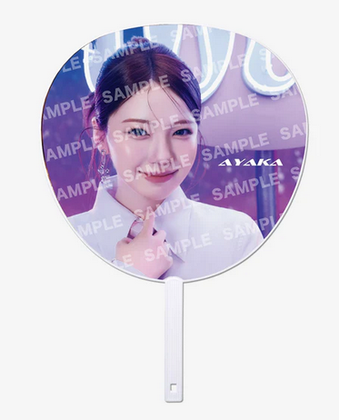 NiziU POPUP STORE ｰ NiziUniverse - JAPAN OFFICIAL MD MEMBER