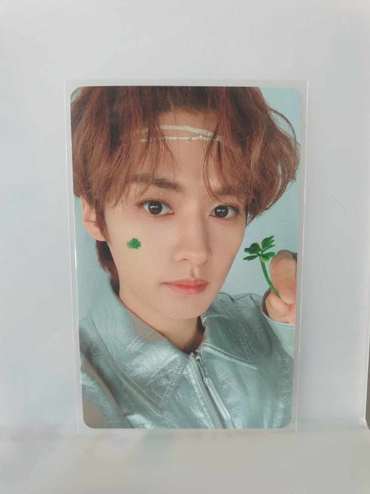 STRAY KIDS LEE KNOW - SOCIAL PATH pc