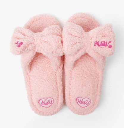 NIZIU - JYP JAPAN POP UP STORE 2024