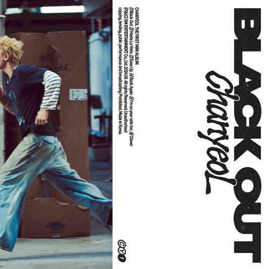 ChanyeoL (EXO) - Black Out (1st MINI ALBUM) - PHOTOBOOK VER.